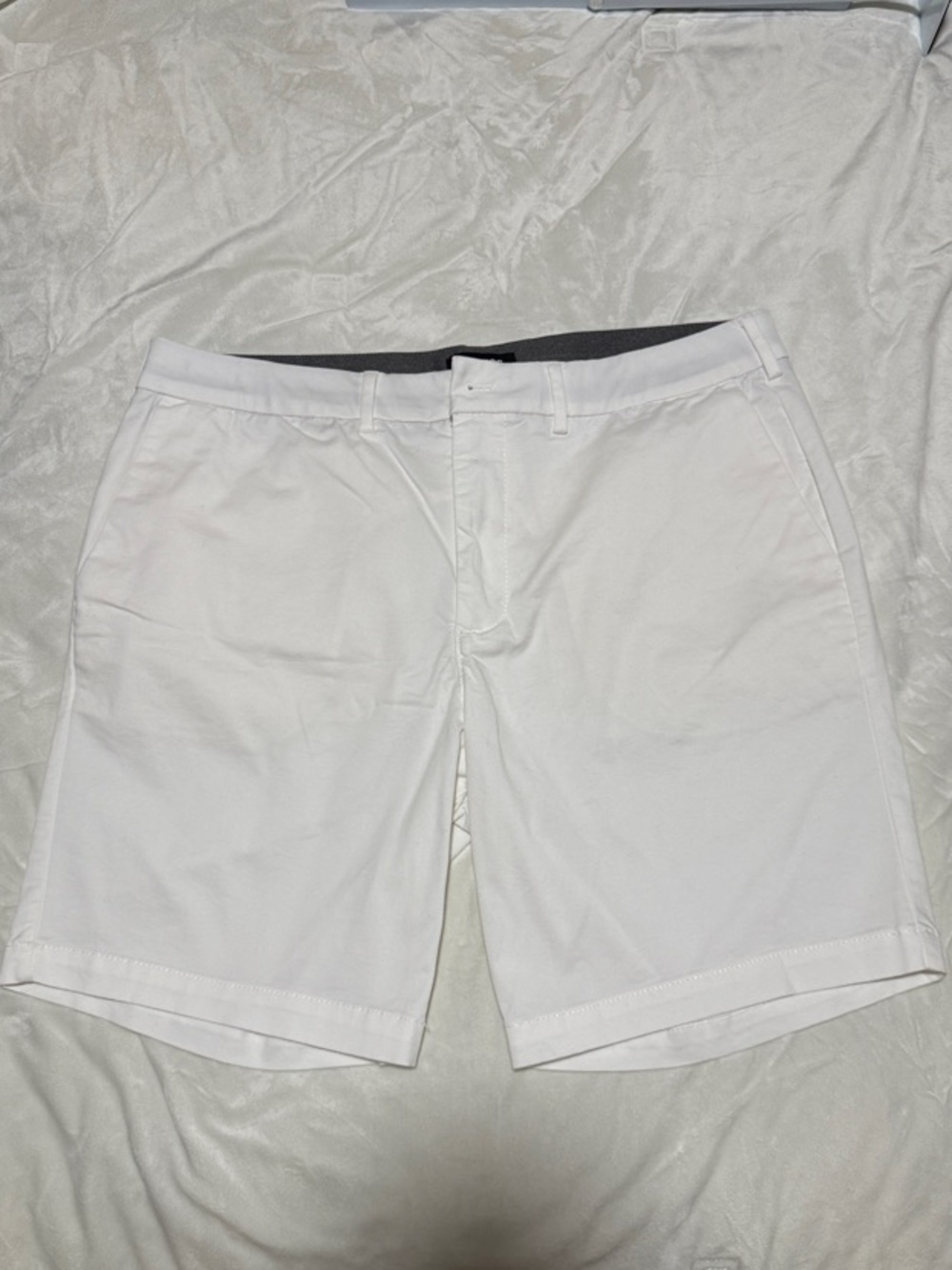 Express Men's White Flat Front Chino Shorts